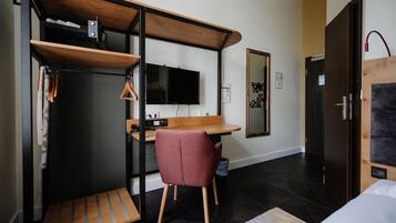 Enkeltrom, ikke-røyk, privat bad | Sengetøy av topp kvalitet, safe på rommet og skrivebord