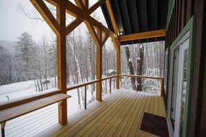 Unclassified image, 4 of 51, button - New Cabin, View, Hot Tub, River Access, Fire Place (Jackson)