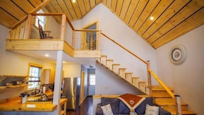 Interior - New Cabin, View, Hot Tub, River Access, Fire Place (Jackson)
