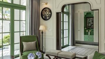 Deluxe Villa | Living area