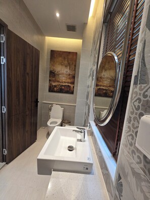 Villa, 4 Bedrooms | Bathroom | Free toiletries, slippers, towels, soap - Green Villas Tropical Phu Quoc (phu quoc)