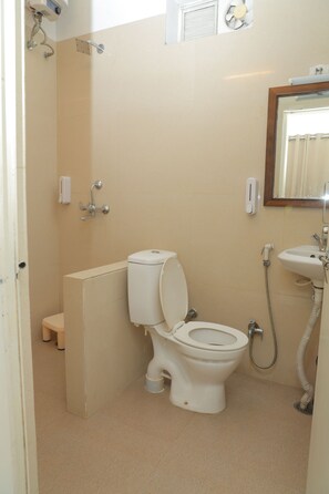 Comfort Studio | Bathroom - Veer Garh Farms (Udaipur)