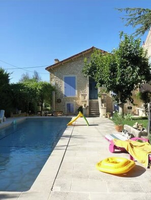 Pool - Villa with swimming pool in Provence Luberon Pays d'Aix (La Roque-d'Anthéron)