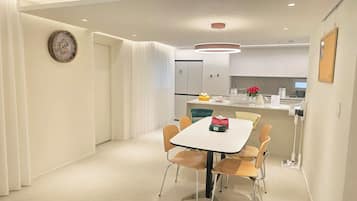 Family Villa, 3 Bedrooms, Non Smoking, Private Bathroom | Living area