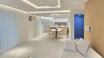 Villa familiar, 3 habitaciones, no fumadores, baño privado | Zona de estar