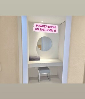 Villa familiar, 3 habitaciones, no fumadores, baño privado | Cortinas opacas y sistema de insonorización