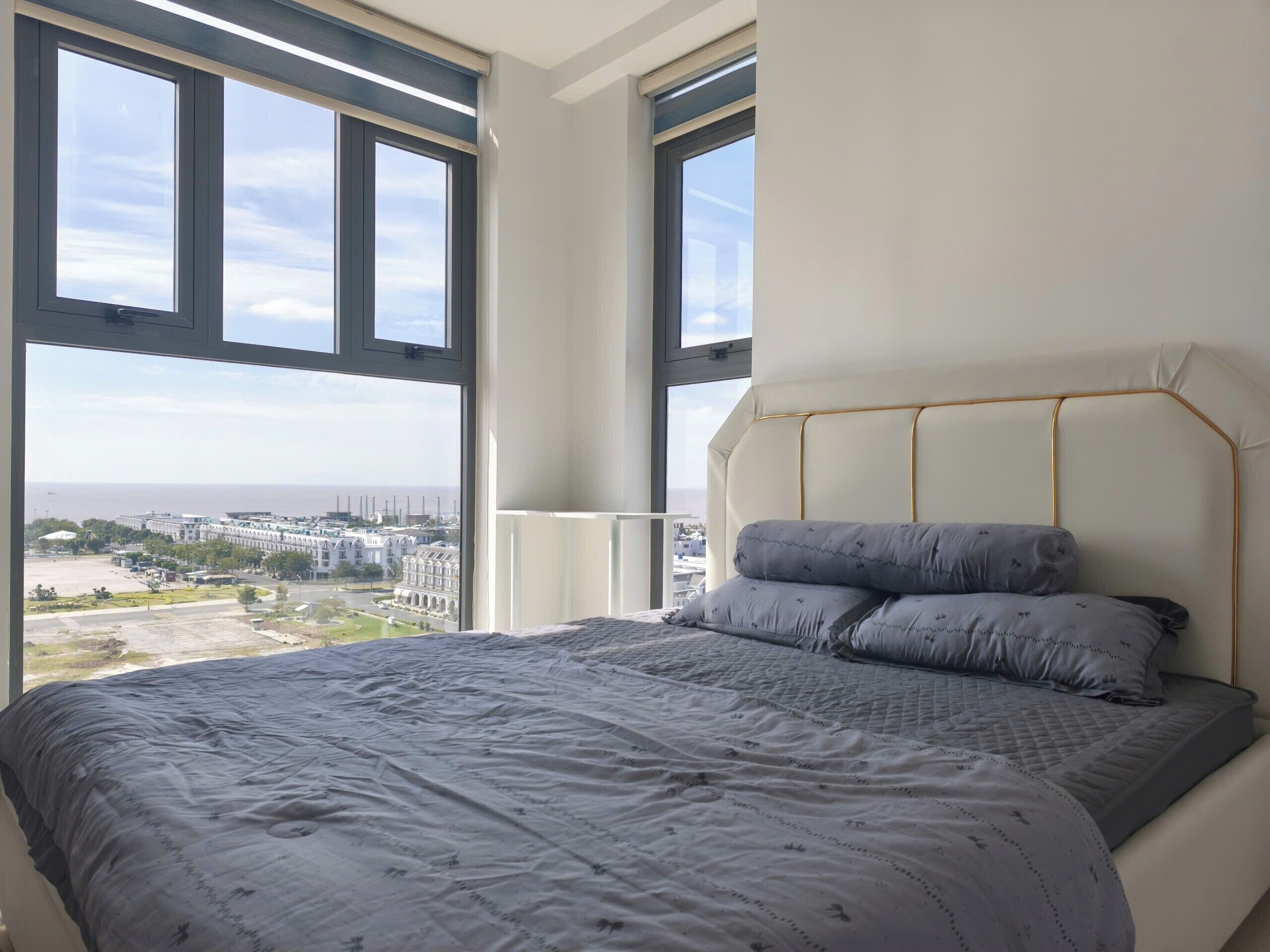 Bügeleisen/Bügelbrett, WLAN