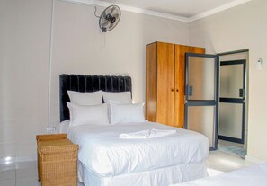 Coffres-forts dans les chambres, bureau