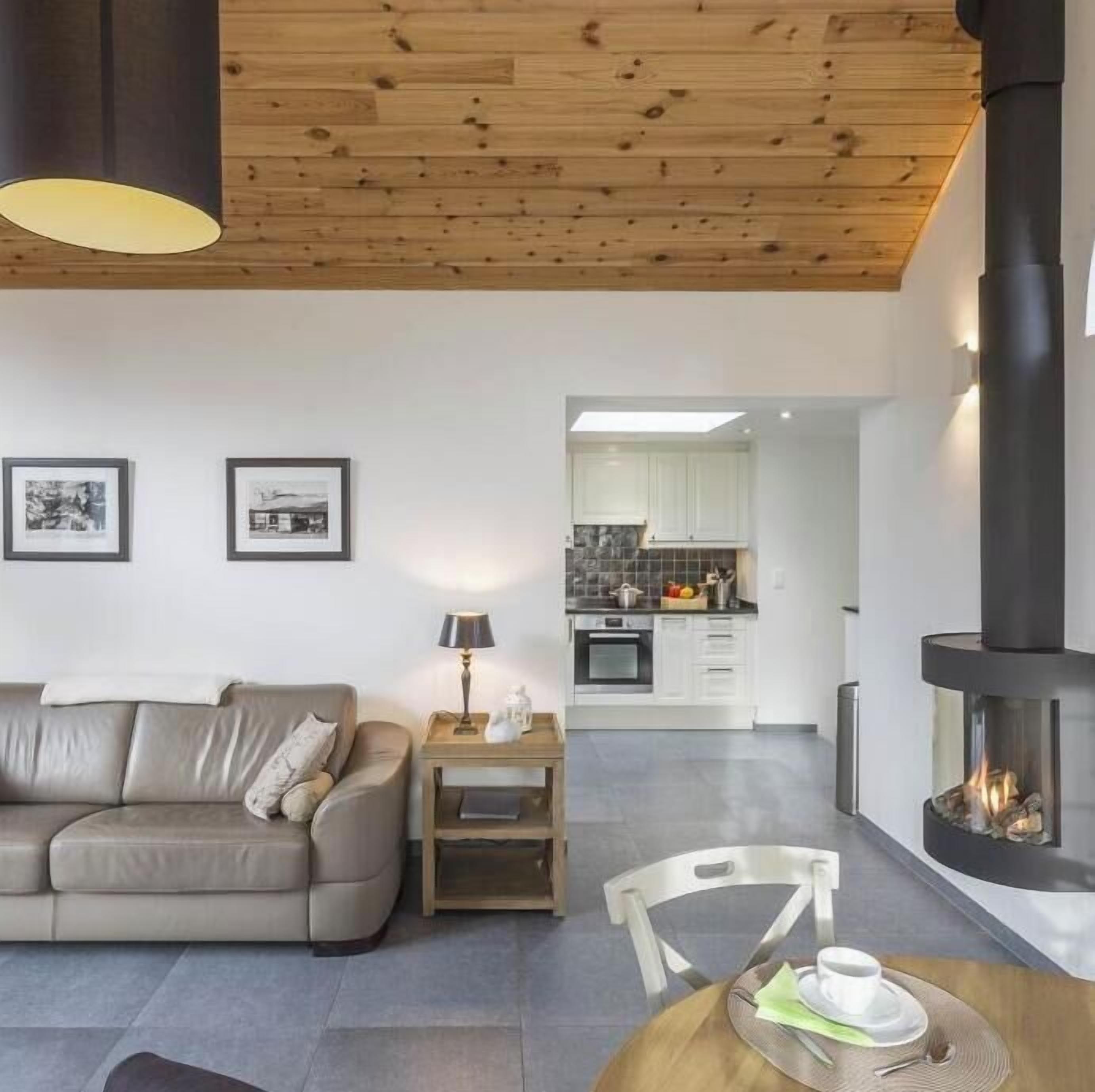 Comfort Cottage, 2 Bedrooms, Non Smoking, Garden View | Living area