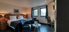 Habitación superior con 1 cama doble o 2 individuales, 1 habitación, vistas al valle | Wifi gratis