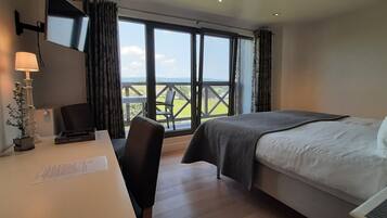 Panoramic Suite, Valley View