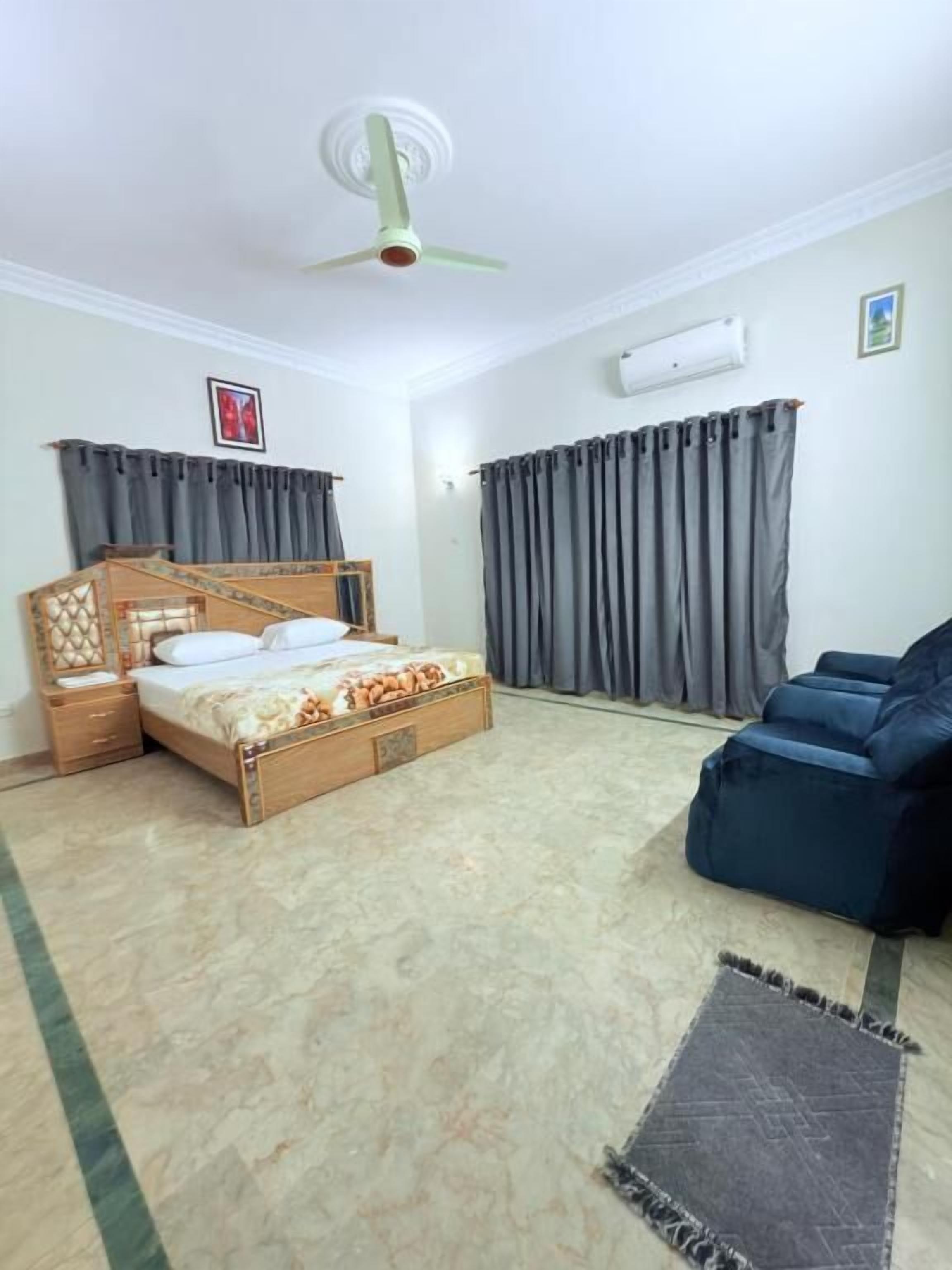 Dubbelrum - utsikt mot bergen | Ljudisolering, strykjärn/strykbräda och gratis wi-fi