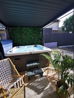 Terrace/patio - Ayurveda spa and sauna Relaxation and escape (Chambry)