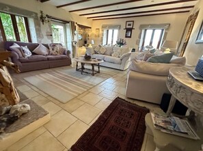 Living area - House 'Le Puits du Bonheur' a rural gite. (La Villedieu)
