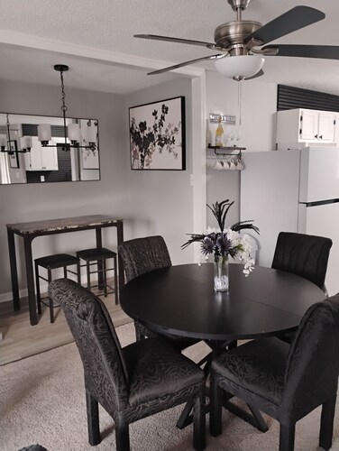 Delightful 2-bedroom apartment with AC in Birmingham