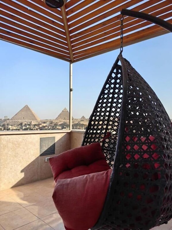 Rooftop terrace - Rafif Pyramid View (Giza)
