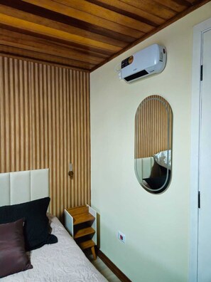 Maison Confort, plusieurs lits, cuisine, vue jardin | Espace de travail pour ordinateur portable, rideaux occultants
