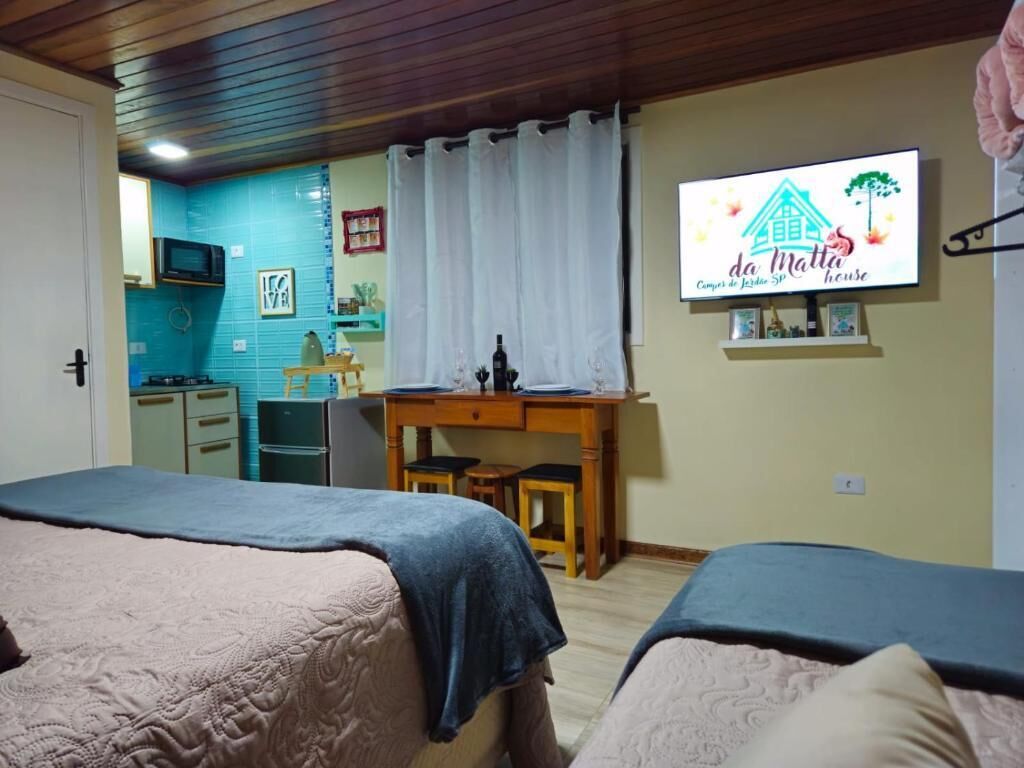 Comfort huis, Meerdere bedden, keuken, uitzicht op tuin | Een laptopwerkplek, verduisterende gordijnen