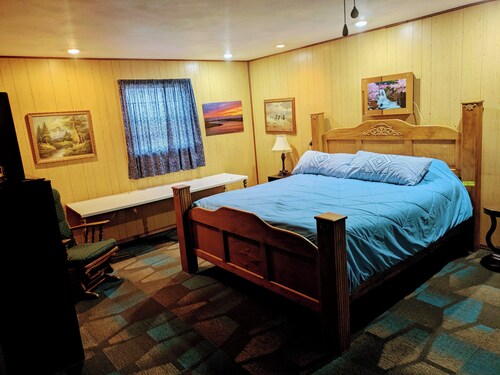 Beautiful 2-bedroom studio with AC in enjoyable Burneyville