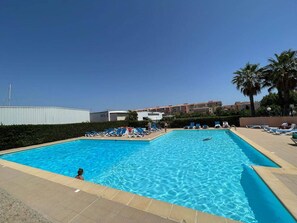Pool - T2 Cabin with Pool and Parking, Pets allowed (Cap d'Agde)