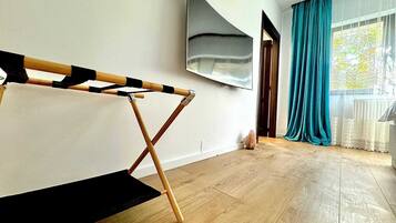 Suite | Kalis bunyi, Wi-fi percuma