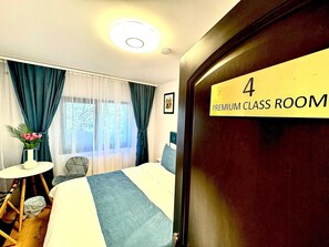 Soundproofing, free WiFi - 3 Baneasa Airport (Bucharest)