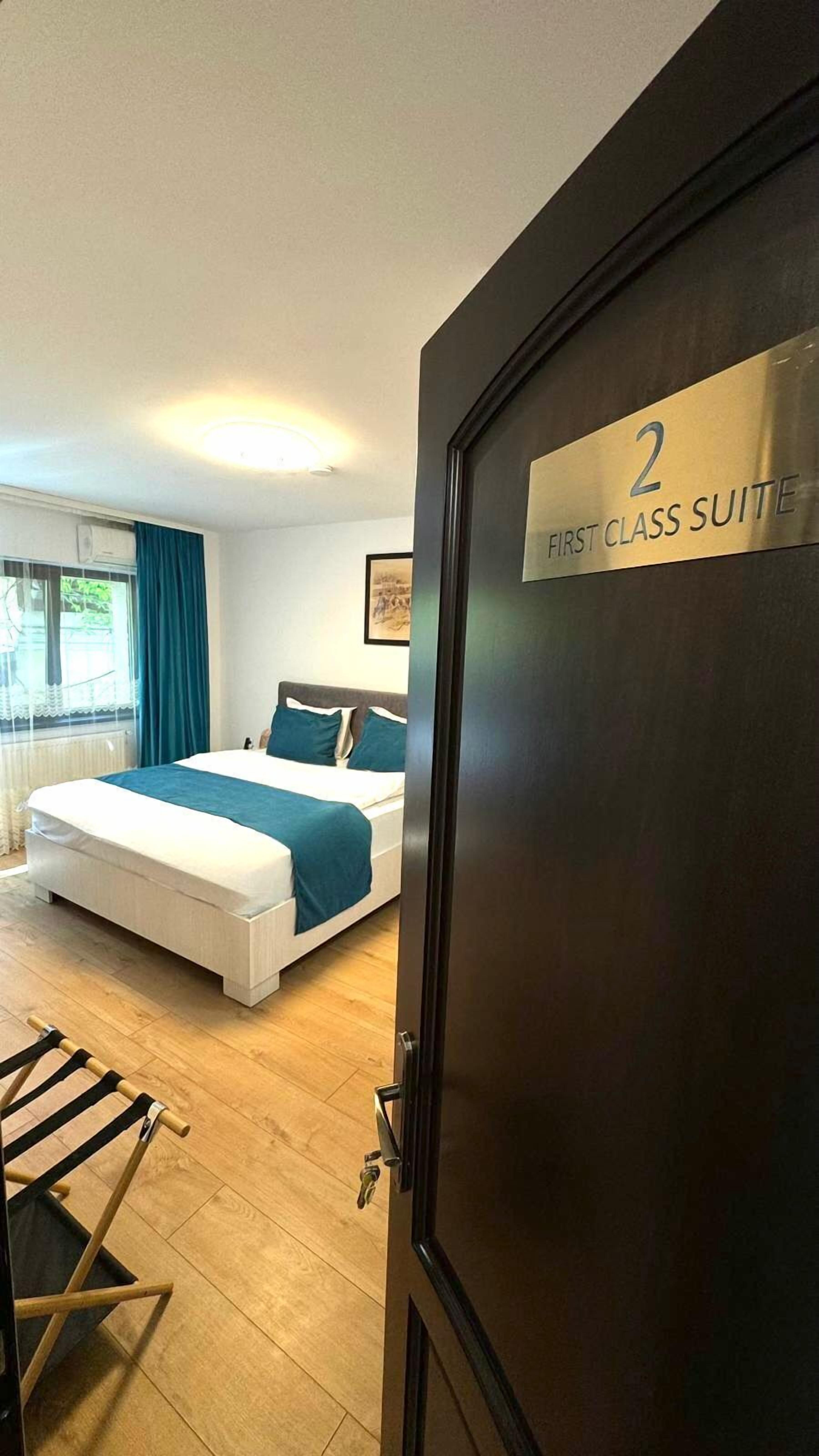 Suite | Soundproofing, free WiFi