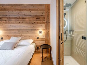 2 chambres, Wi-Fi gratuit, draps fournis