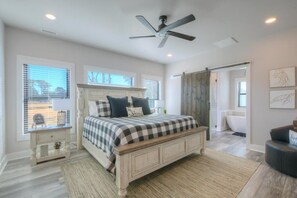 3 bedrooms, iron/ironing board, free WiFi, bed sheets - The Bat Cave at OKI: Cozy 3BR retreat in Oak Island, near beaches and mini golf! (Oak Island)