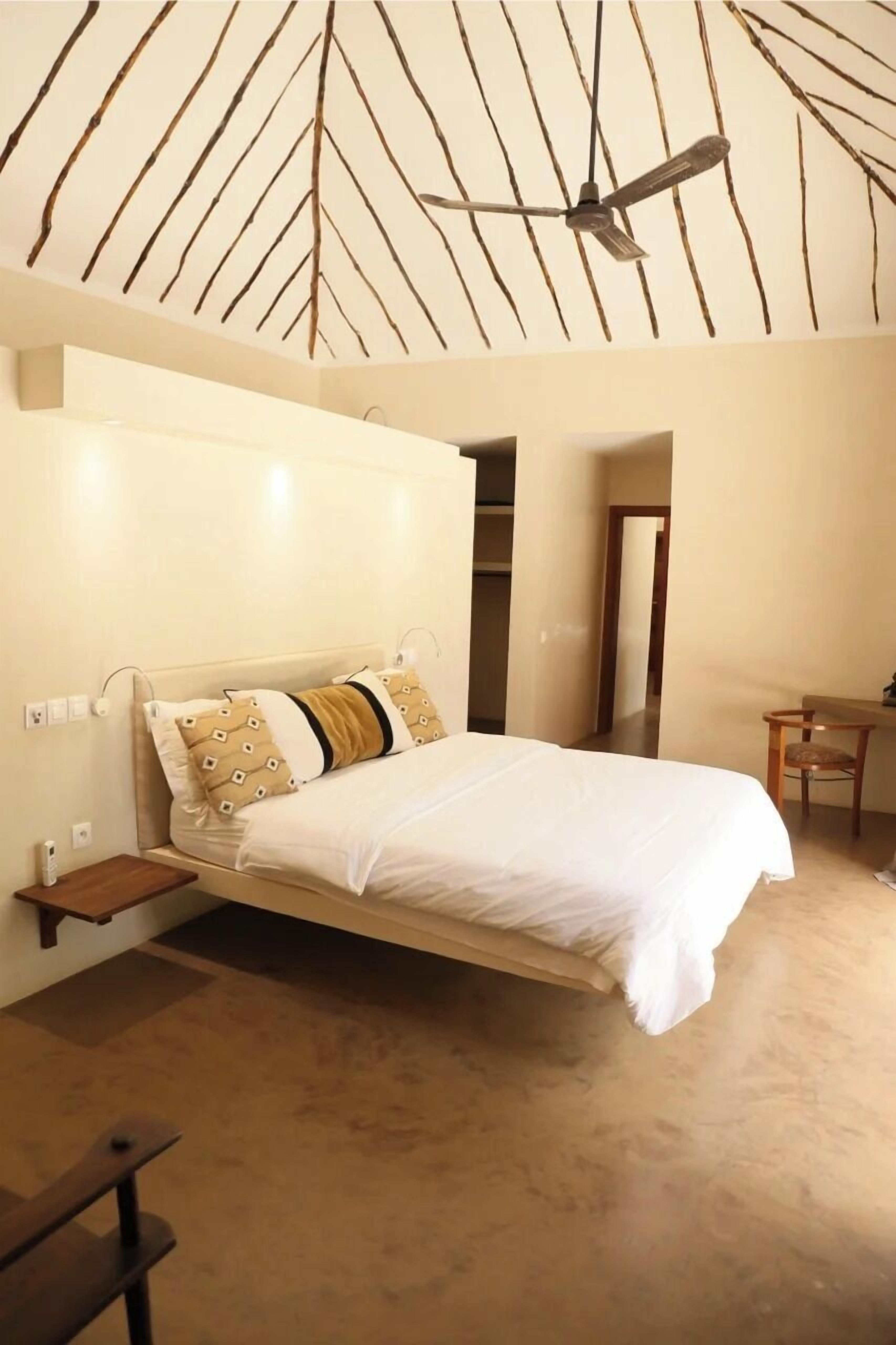 Strykjärn/strykbräda och gratis wi-fi