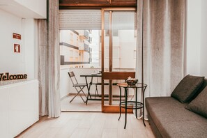 Apartment | Living room - Lisbon Gem, Walk to Chiado (Silves)