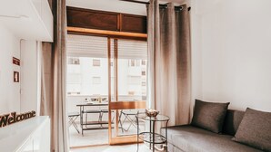 Apartment | Living room - Lisbon Gem, Walk to Chiado (Silves)