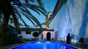 Pool - Beautiful Spanish Villa with Private Pool in Historic Xàtiva (Xàtiva)