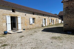 Exterior - Charming Perigordian house (Archignac)