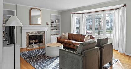 Ottawa Hills 3bd w Chef's Kitchen, King bd, N64