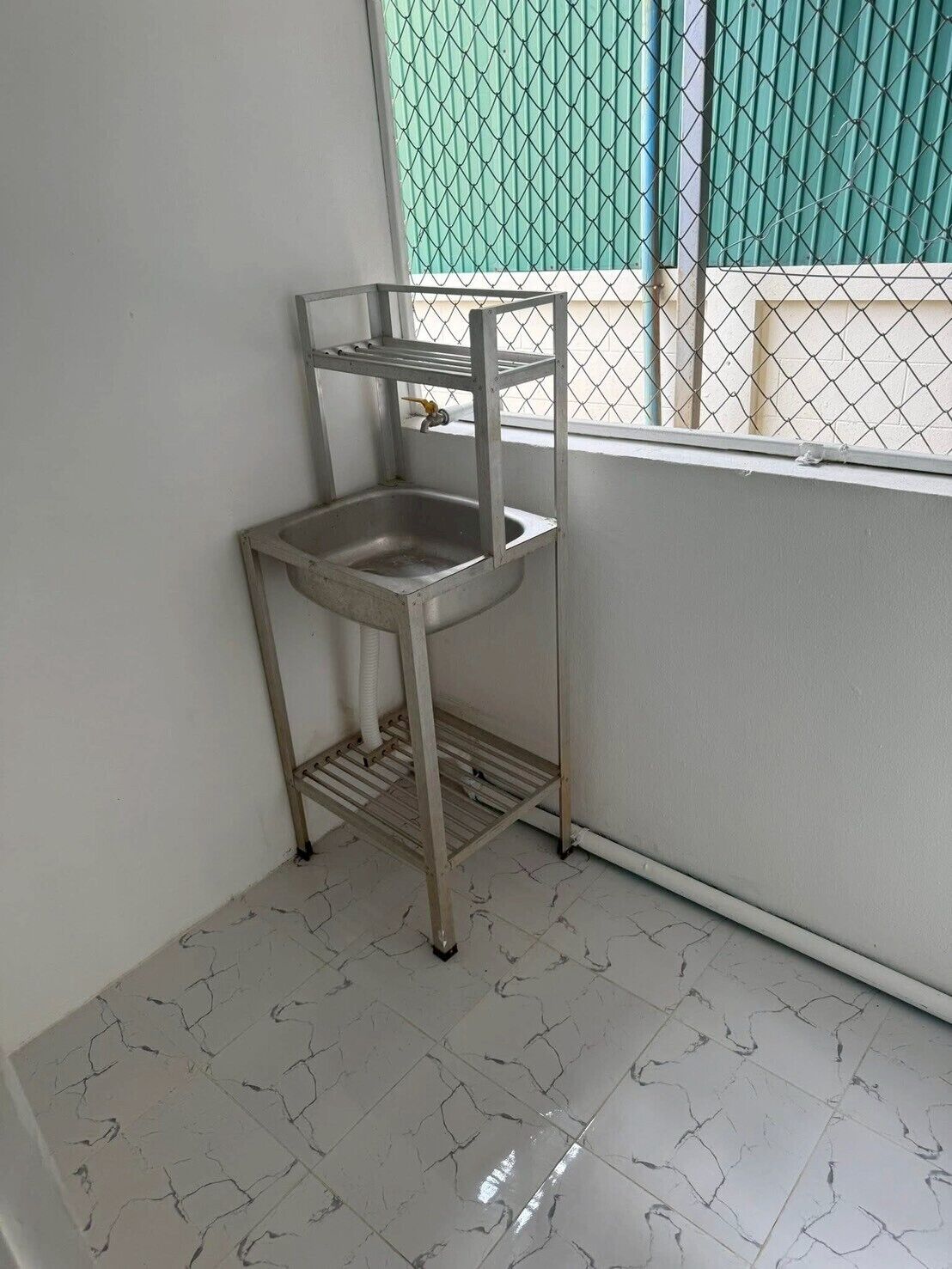 โต๊ะทำงาน, พื้นที่ทำงานแบบใช้แล็ปท็อป