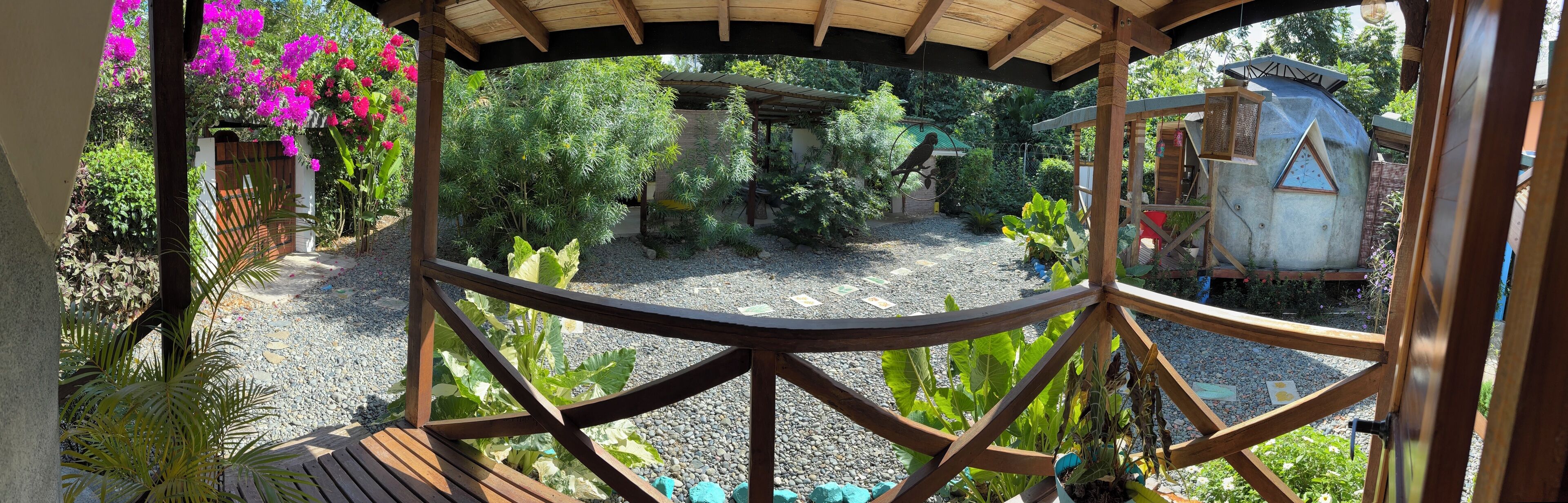 Familien-Ferienhütte, Balkon, Gartenblick | Terrasse/Patio