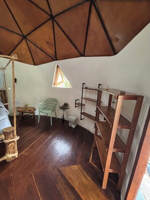 Familiehytte, balkong, hageutsikt | Wi-fi (inkludert)