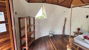 Huisje, balkon, uitzicht op tuin | Gratis wifi