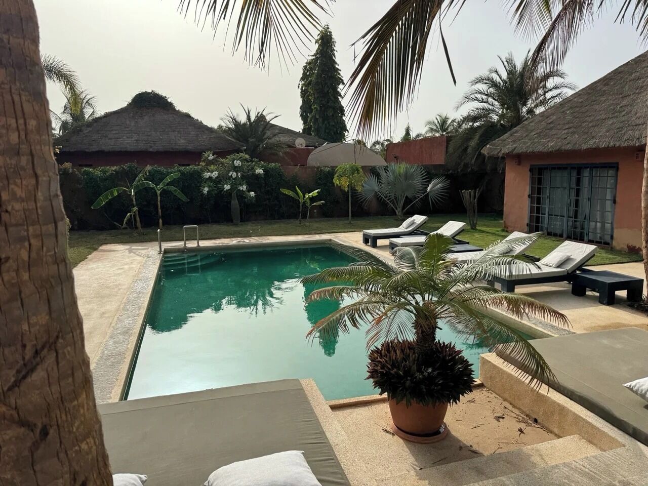 Kolam renang outdoor