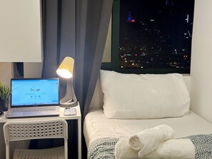 Economy Single Room, Balcony, City View | Desk, laptop workspace, iron/ironing board, free WiFi - Metropolis View Partition Room in Tecom (Dubai)