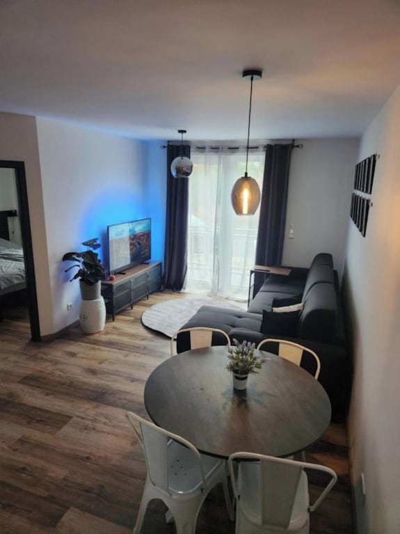 Moderne 2-zimmer-ferienwohnung Mit Balkon Und Platz Für Bis Zu 4 Gästen - Bremen