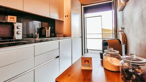 Ảnh chưa phân loại, 2 trong số 33 ảnh, nút