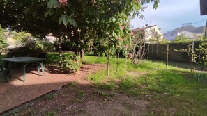 Outdoor dining - Garden House Giano (close to the city walls) (Firenze)