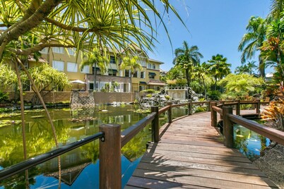 The Lakes Resort Private Apartment 2 bedroom Cairns North