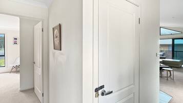 Apartment | Reception