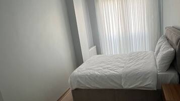 Laptopgeeigneter Arbeitsplatz, Bügeleisen/Bügelbrett