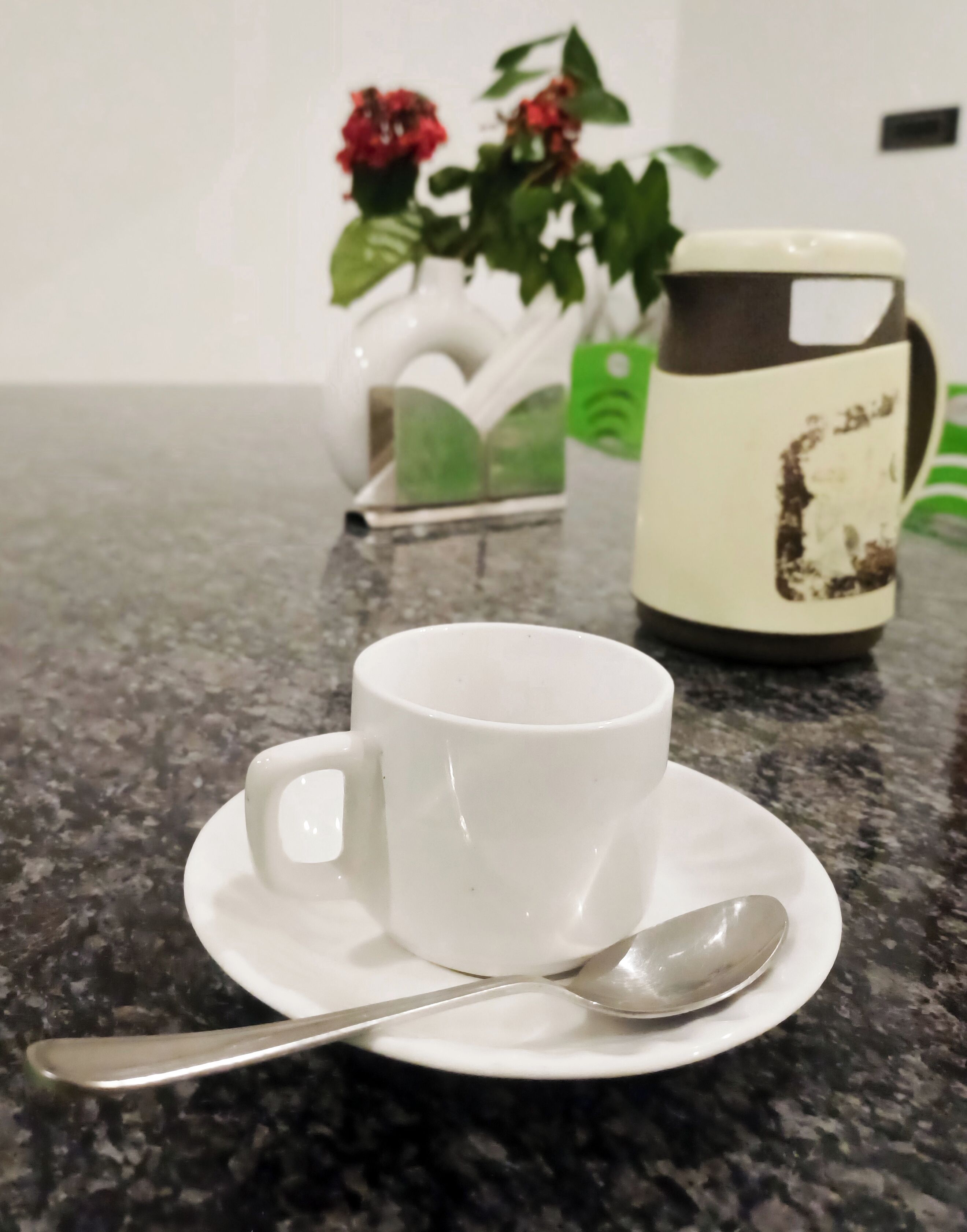 每日供应当地美食早餐（每人 INR 300）