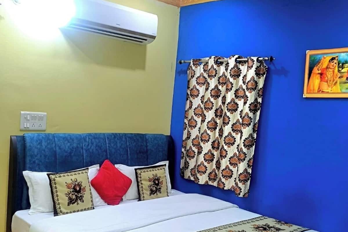 デラックス ダブルルーム バルコニー シティビュー | セーフティボックス (室内)