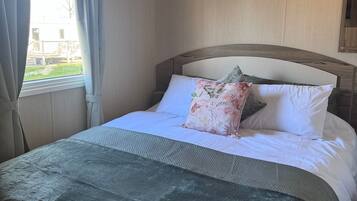 Nhà di động, 3 phòng ngủ, hút thuốc, sân hiên | 4 phòng ngủ